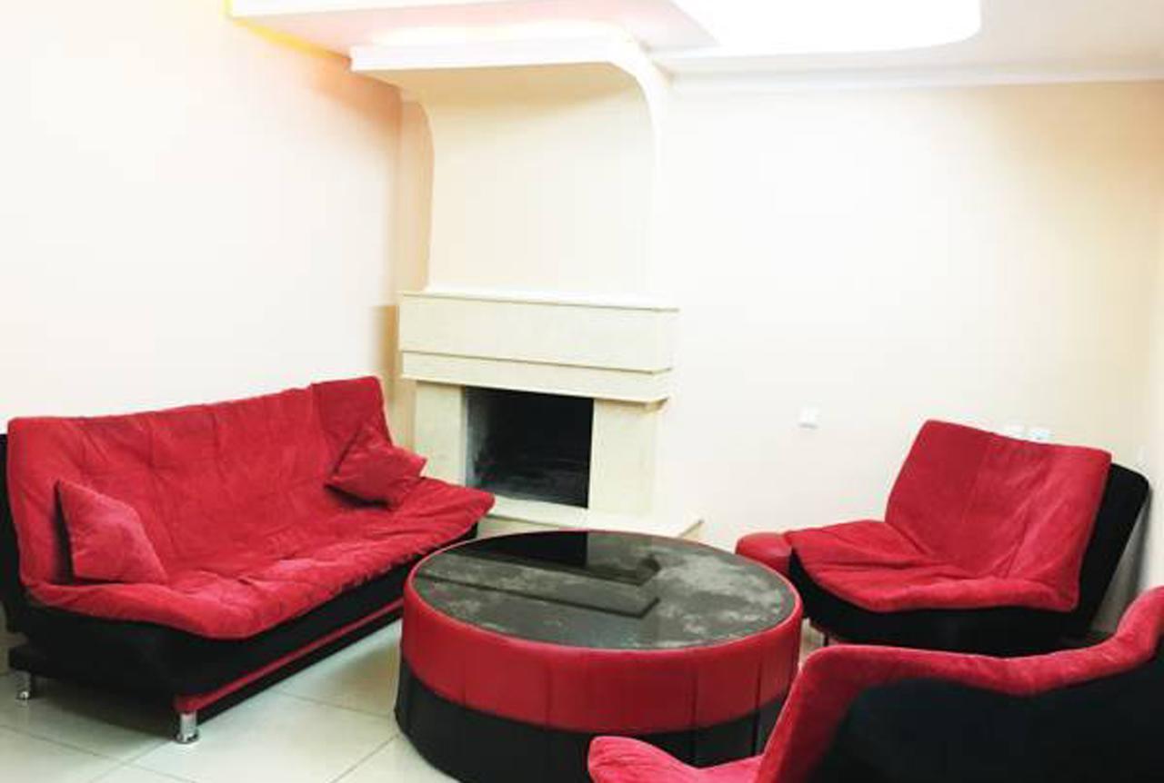 Hotel Relax Tbilisi Esterno foto